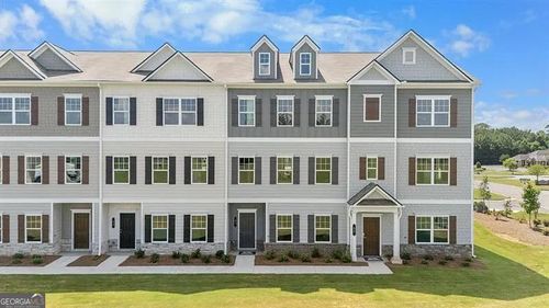 77 Professional Pl Se, Calhoun, GA, 30701-7026 | Card Image