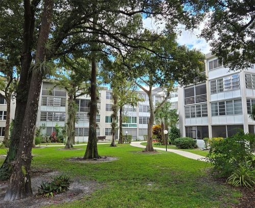 412-4898 Nw 29th Ct, Lauderdale Lakes, FL, 33313-1645 | Card Image