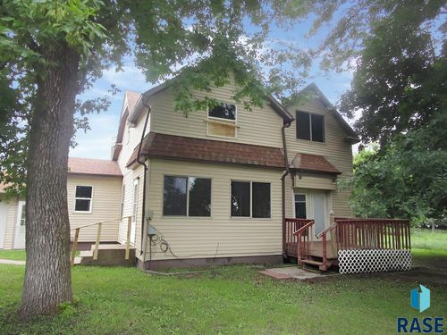 48150 230th St, Flandreau, SD, 57028-6615 | Card Image