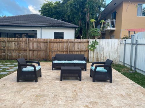 1-3670 Sw 12th St, Miami, FL, 33135-4264 | Card Image