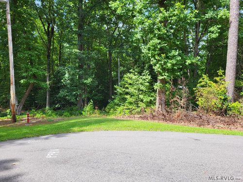 118 Gaston Oaks Ln, Macon, NC, 27551-9025 | Card Image