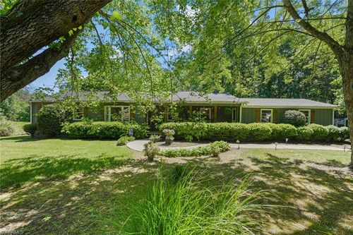 5006 Fast Ln, Greensboro, NC, 27406-8873 | Card Image