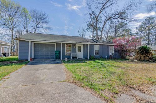 30700 Country Club Ln, Denham Springs, LA, 70726-1545 | Card Image