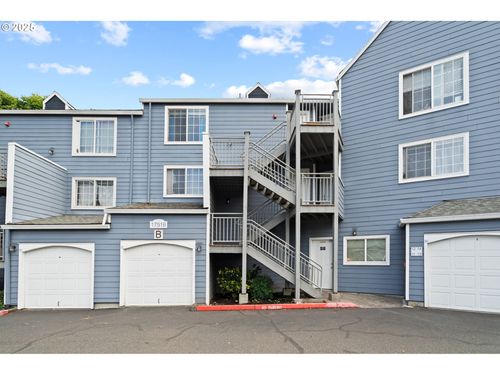 b12-17516 Nw Springville Rd, Portland, OR, 97229-7934 | Card Image