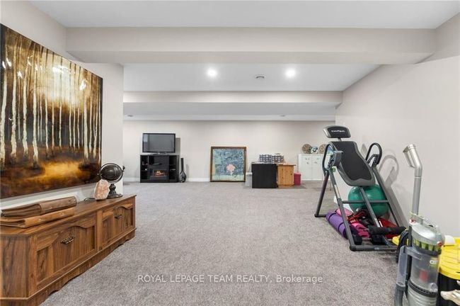 6 Noble Cres, House other with 3 bedrooms, 3 bathrooms and 6 parking in Petawawa ON | Image 22