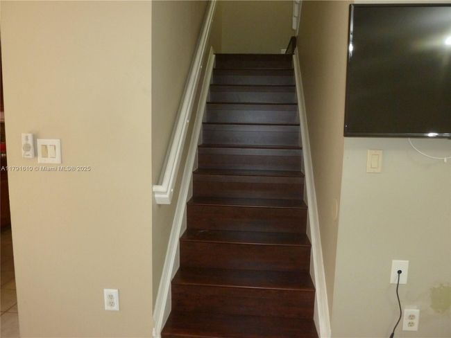 17050 Nw 22 Nd St, Townhouse with 3 bedrooms, 3 bathrooms and null parking in Pembroke Pines FL | Image 13