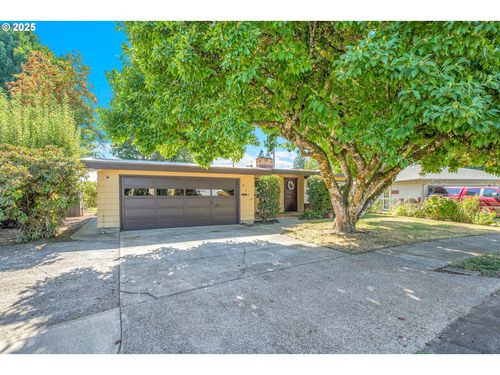 2750 Maywood Dr, Forest Grove, OR, 97116-1817 | Card Image