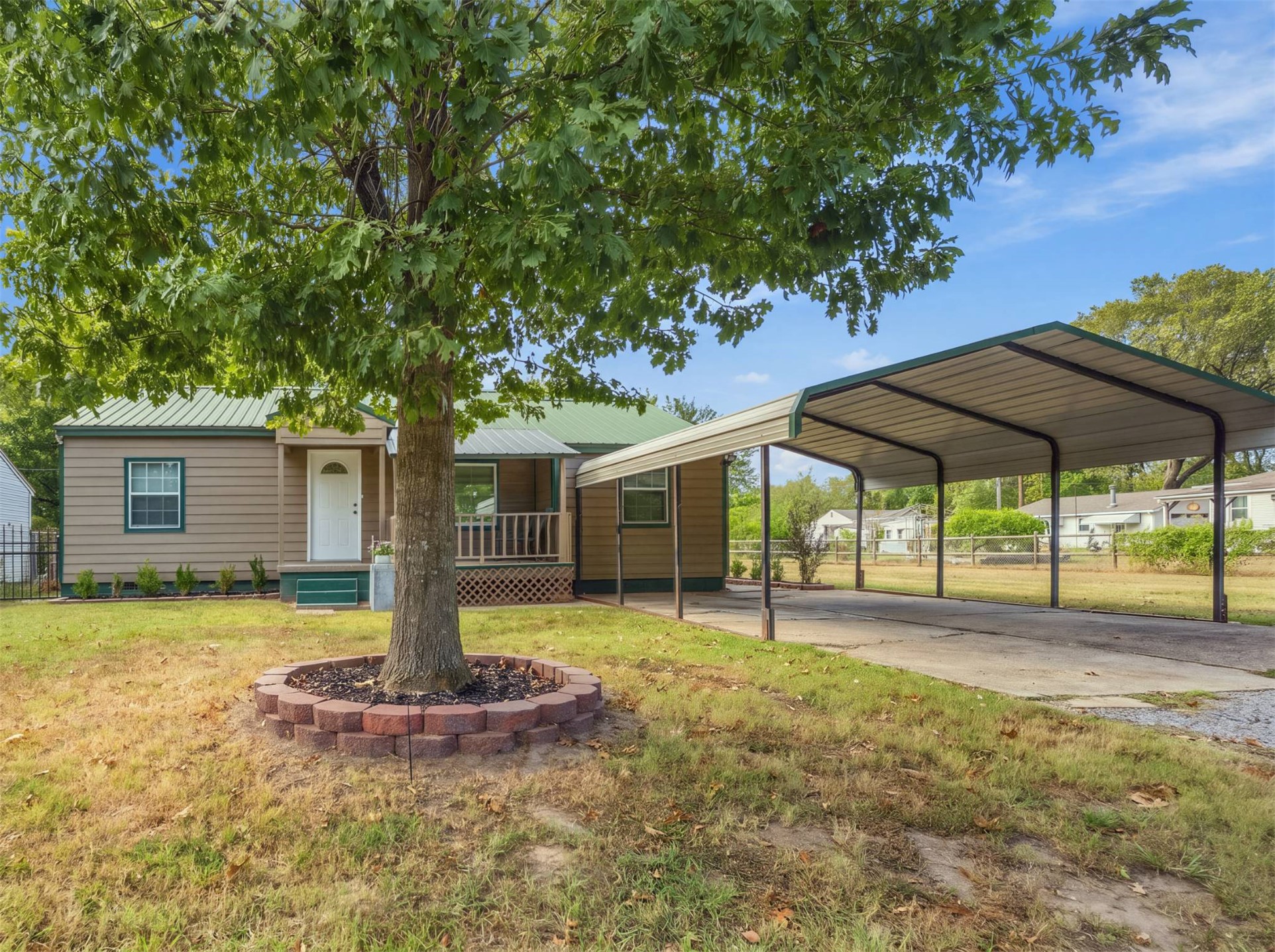 801 Seminole St, Pending in Muskogee - eXp Realty