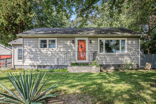 32780 M 43, Paw Paw, MI, 49079-8452 | Card Image