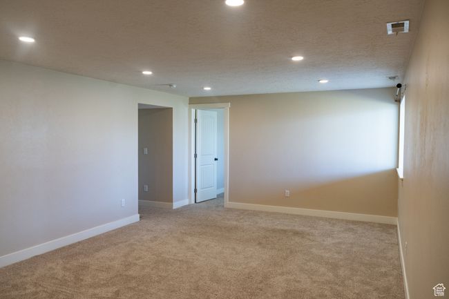 Unfurnished room featuring carpet flooring and recessed lighting | Image 27