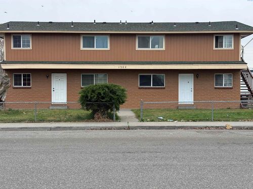 1504 W Ruby St, Pasco, WA, 99301-3565 | Card Image