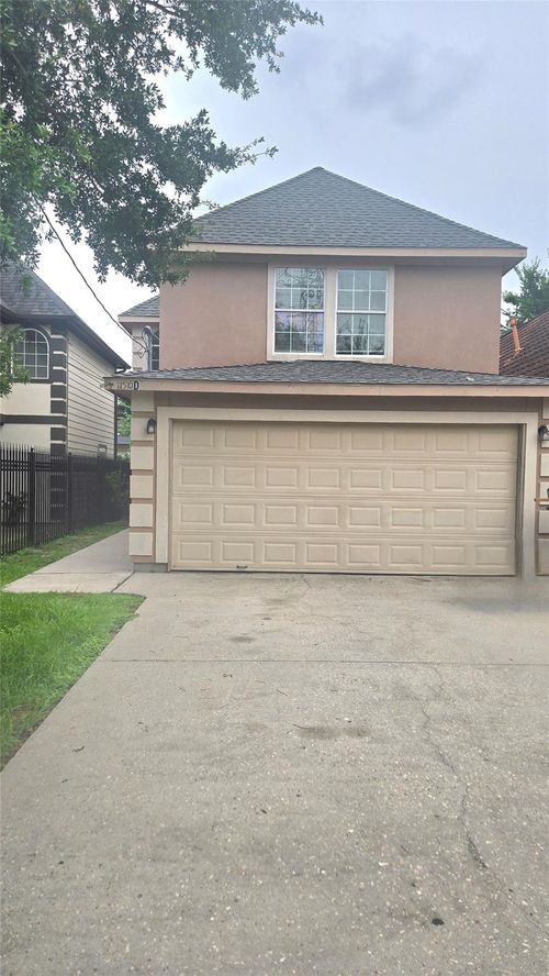 d-11510 Palmsprings Dr, Houston, TX, 77034-3698 | Card Image