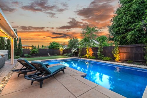 902 Anvil Circle, Rocklin, CA, 95765 | Card Image
