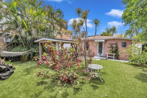 1009 Ne 6th St, Fort Lauderdale, FL, 33304-4623 | Card Image