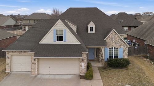 12009 S Umber St, Jenks, OK, 74037-4398 | Card Image