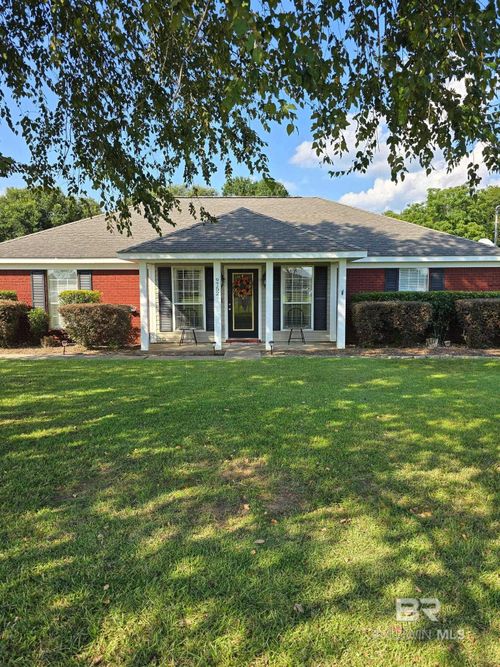 9752 Brighton Dr N, Chunchula, AL, 36521-6351 | Card Image