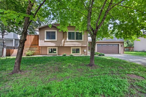 10770 Linwood Forest Dr, Champlin, MN, 55316-1051 | Card Image