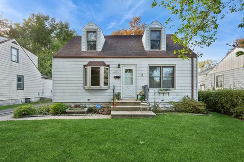 16910 Head Ave, Hazel Crest, IL, 60429-1312 | Card Image