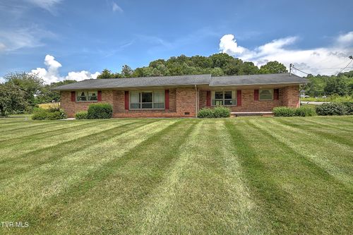 106 Davis Rd, Fall Branch, TN, 37656-1835 | Card Image