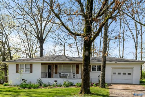 808 12th Ave Nw, Arab, AL, 35016-1922 | Card Image