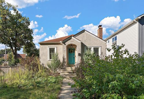 4252 Oakland Ave, Minneapolis, MN, 55407-3123 | Card Image