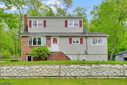 104 Lake Park Ter, Hewitt, NJ, 07421-3215 | Card Image