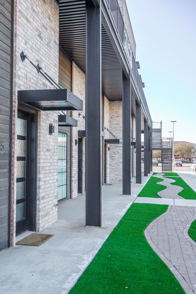 9 - 2007 Main St, Condo with 1 bedrooms, 2 bathrooms and null parking in Lubbock TX | Image 12