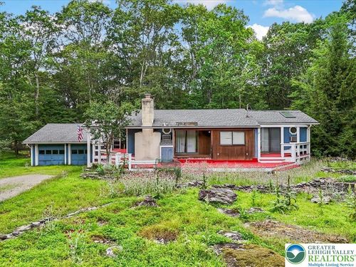 250 Sunrise Loop, Henryville, PA, 18332-7909 | Card Image