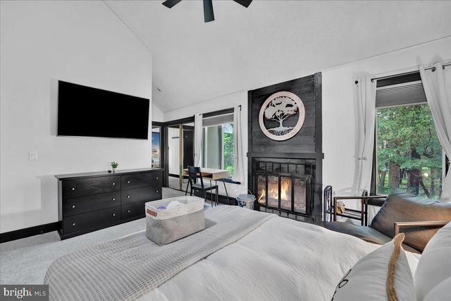 823 Crest Pines Ln, Townhouse with 3 bedrooms, 3 bathrooms and null parking in Pocono Pines PA | Image 20
