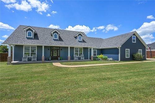 831 Mimosa Ln, Franklin, TX, 77856-1447 | Card Image