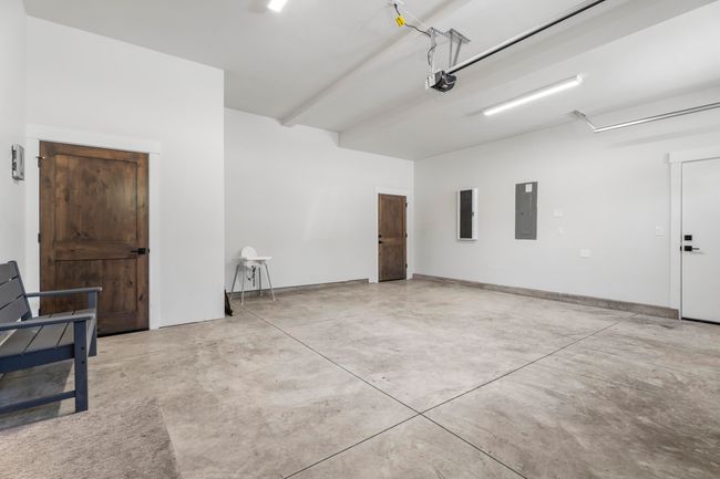 36-Garage | Image 36
