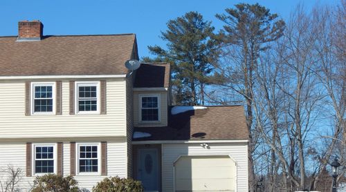 3 R Bonnie Ln, Derry, NH, 03038 | Card Image