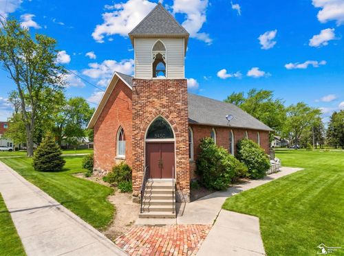 8450 Brown Street, UNKNOWN, MI, 49267 | Card Image