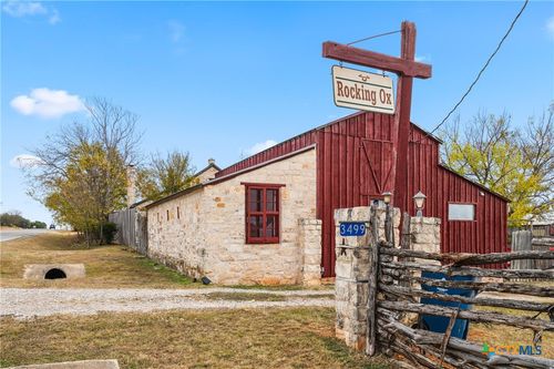 3499 W Us Highway 290, Fredericksburg, TX, 78624-3649 | Card Image