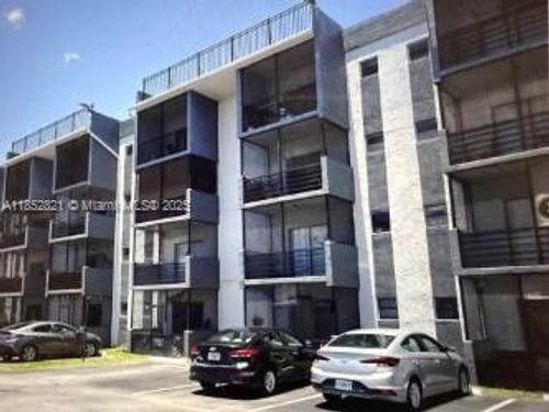 apt-309-13500 Ne 3rd Ct, North Miami, FL, 33161-3647 | Card Image