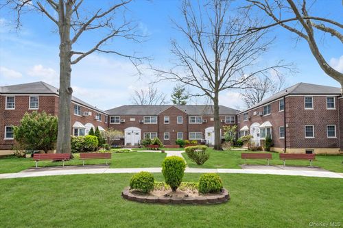 4-1283-249-38 63rd Avenue, New York, NY, 11362 | Card Image