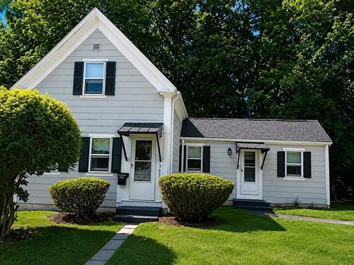 365 Bolivar St, Canton, MA, 02021-4157 | Card Image
