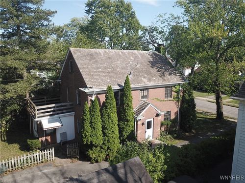 914 Vanderbilt Ave, Niagara Falls, NY, 14305-1508 | Card Image