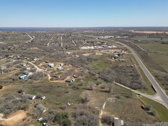 17423 Fx Ball Dr, House other with 1 bedrooms, 3 bathrooms and null parking in Elmendorf TX | Image 29
