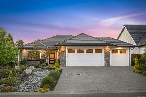 2782 Sheffield Cres, Courtenay, BC, V9N0E4 | Card Image