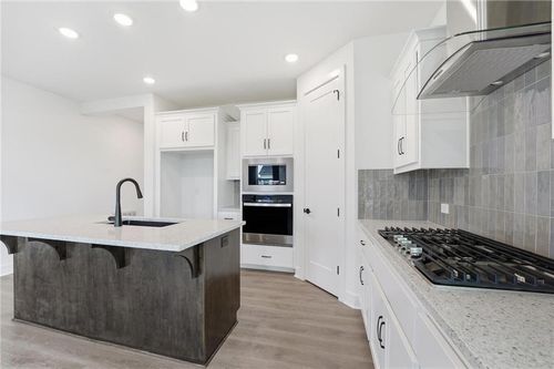 20644 Skyview Ln, Spring Hill, KS, 66083 | Card Image