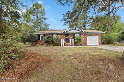 516 Hillsboro St, Stedman, NC, 28391-9701 | Card Image