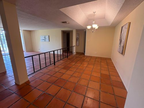 1h-3720 Inverrary Dr, LAUDERHILL, FL, 33319-5145 | Card Image