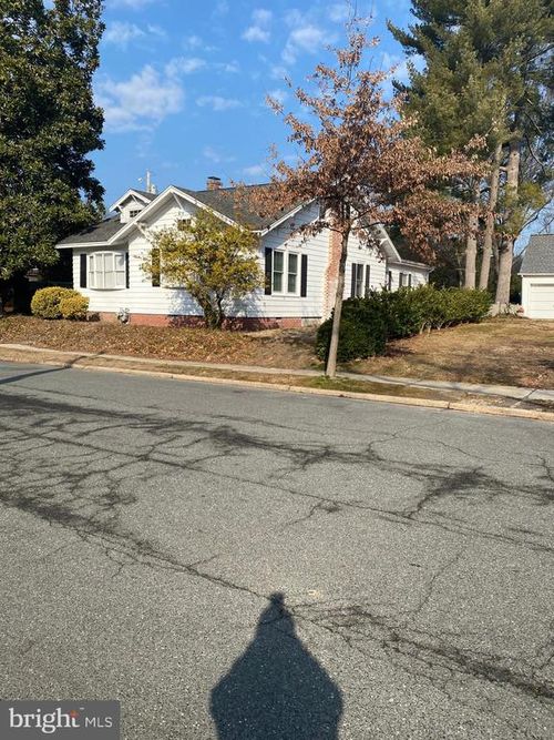 107 E Earle Ave, EASTON, MD, 21601-2810 | Card Image