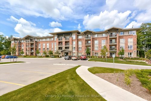 210-625 St David St S, Fergus, ON, N1M0A8 | Card Image