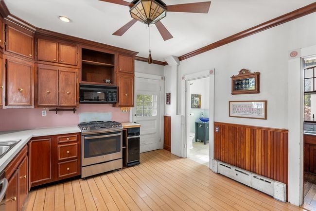 20 Atlantic Ave, House other with 4 bedrooms, 3 bathrooms and 4 parking in Beverly MA | Image 11