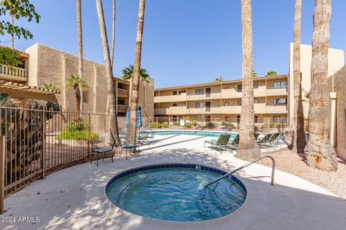 230-4950 N Miller Rd, Scottsdale, AZ, 85251-1567 | Card Image