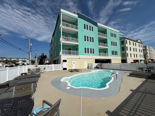 unit-302-7504 Ocean Ave, Wildwood Crest, NJ, 08260-3797 | Card Image