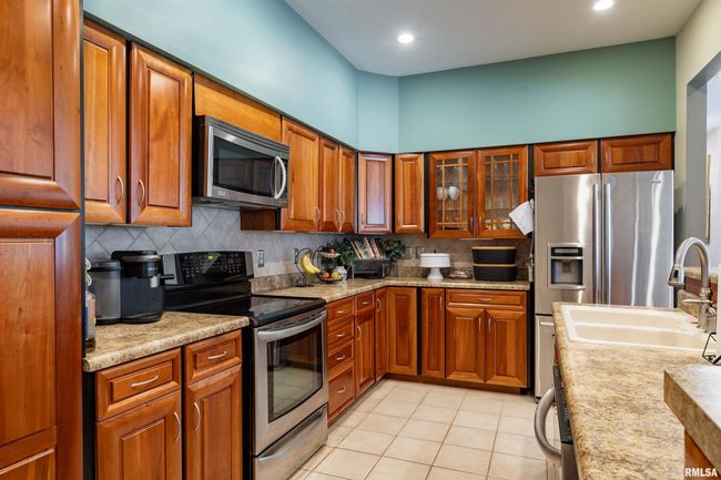 168 Lake Indian Hills Cir, House other with 4 bedrooms, 5 bathrooms and null parking in Carbondale IL | Image 13