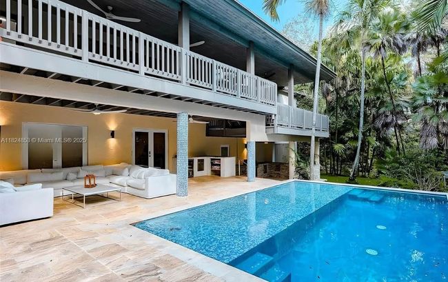 11300 Sw 94 Th Ave, House other with 5 bedrooms, 4 bathrooms and null parking in Miami FL | Image 5